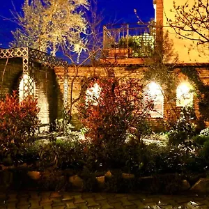 https://artists-residence-in-tbilisi.alltbilisihotels.com
